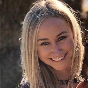 Meet your Posher, Caroline